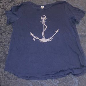 Navy blue anchor t-shirt